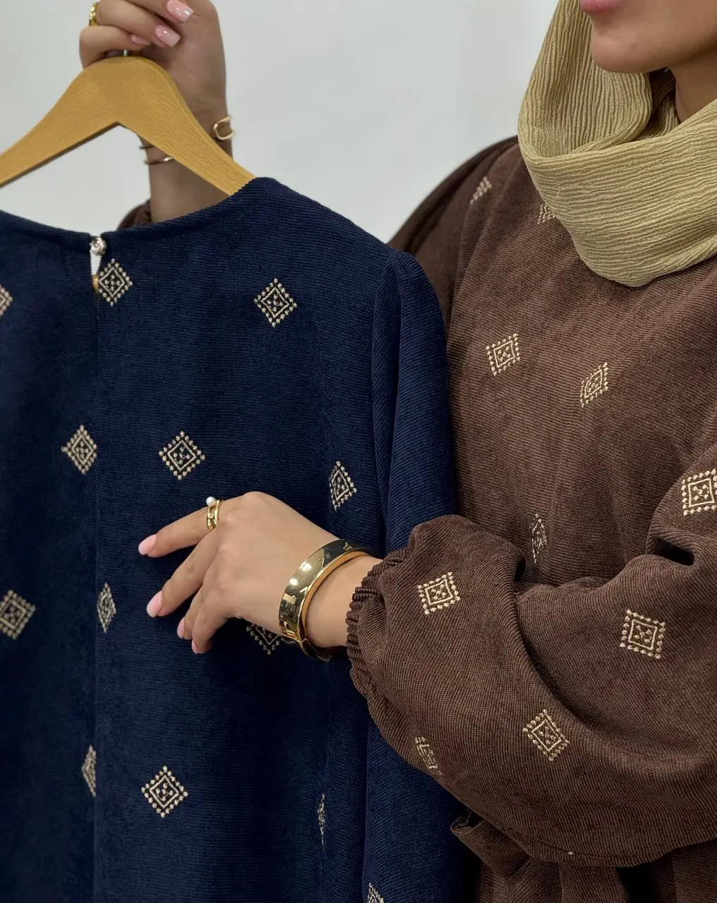 پیراهن مانتویی گلدوزی جیران